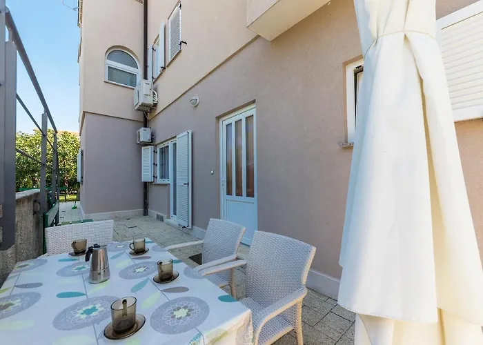 Pino Apartament Pula
