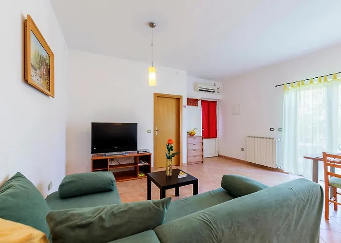 Pino Apartamento Pula